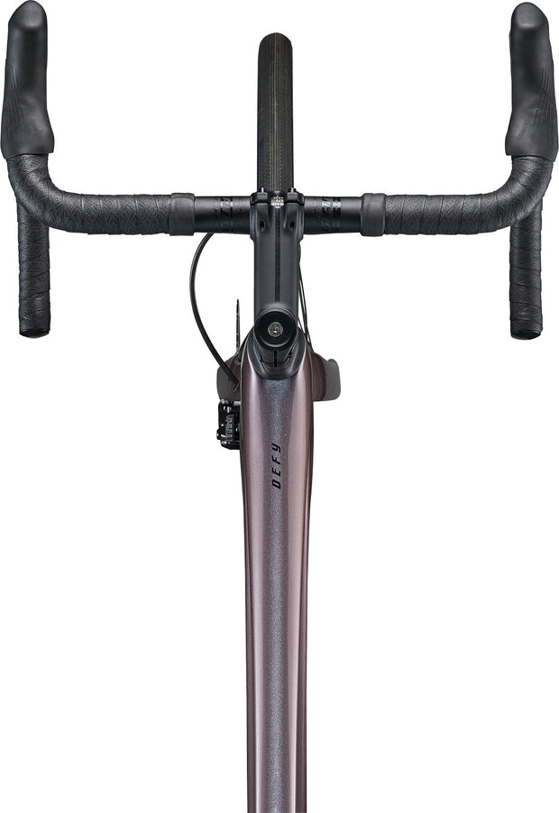 Racefiets Giant Defy Advanced 1 (2023) 105 Di2 orion nebula